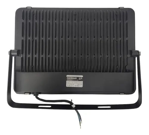 Reflector_Led_Macroled_200w_220v_Frio_6500k_Cancha_De_Futbol_D_786268-MLA50927169808_072022-O.webp